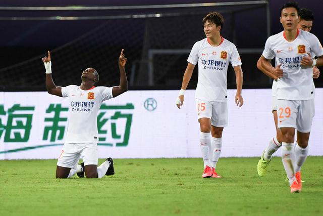 清朝最后一位武状元，曾靠2招打败霍元甲，一说名字都知道